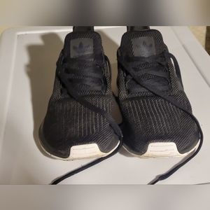 Womens adidas sneakers